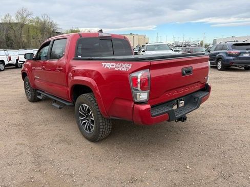 Used 2020 Toyota Tacoma TRD Sport w/ Technology Package image 3