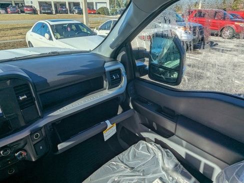 New 2026 Ford F250 XL w/ XL Off-Road Package image 16