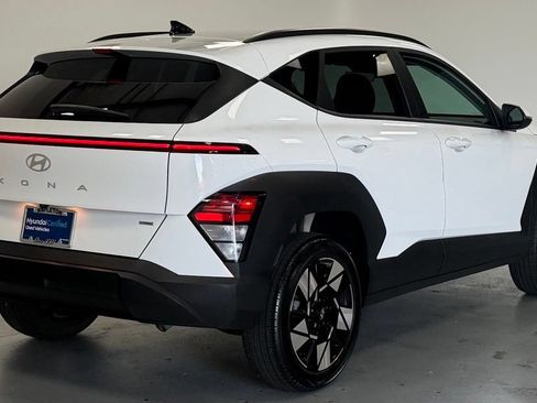 Certified 2024 Hyundai Kona SEL w/ Convenience Package AWD/4WD image 3