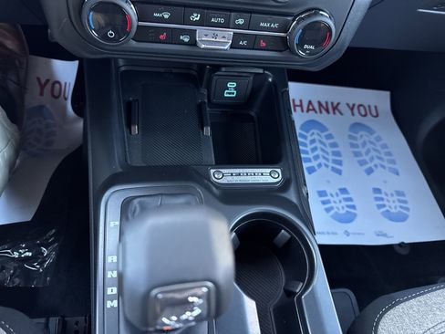 New 2025 Ford Bronco Big Bend image 18