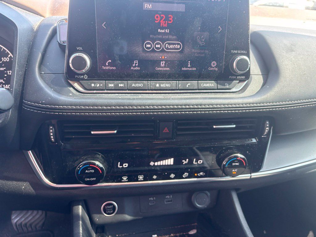 Used 2023 Nissan Rogue SV FWD image 23