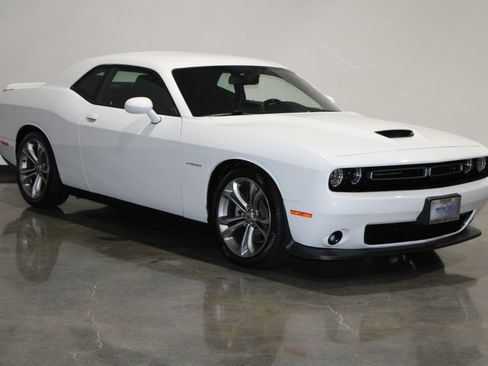 Used 2020 Dodge Challenger R/T image 2