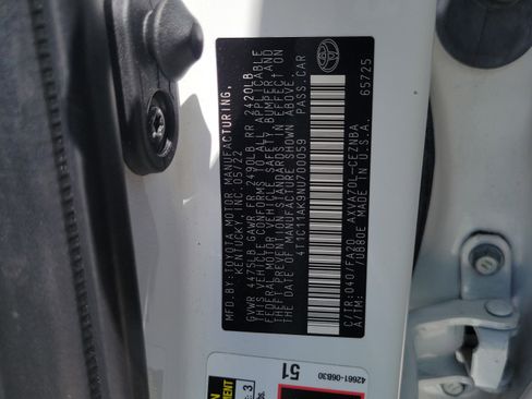 Used 2022 Toyota Camry LE image 29