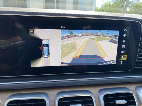 Used 2020 Mercedes-Benz GLE 350 4MATIC image 23