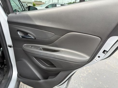 Used 2022 Buick Encore Preferred w/ Safety Package AWD/4WD image 25