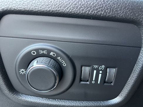 New 2025 Jeep Grand Cherokee L Altitude image 13