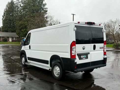 Used 2023 RAM ProMaster 2500 image 3