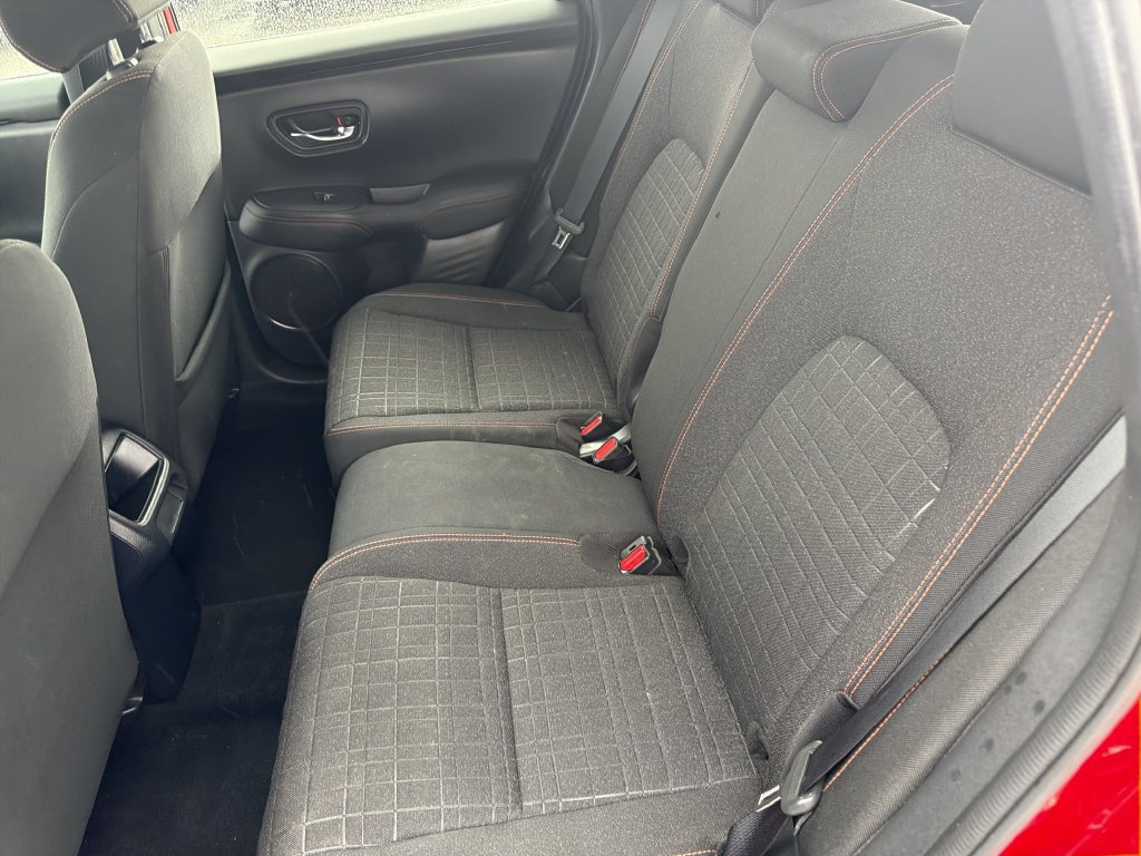 Used 2024 Honda HR-V Sport image 17