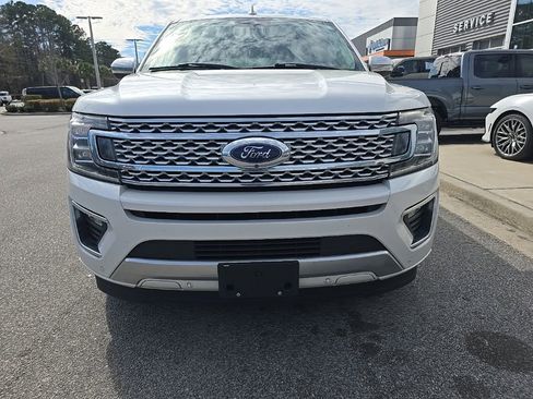 Used 2019 Ford Expedition Platinum image 2