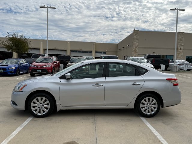 Used 2015 Nissan Sentra SV FWD image 9