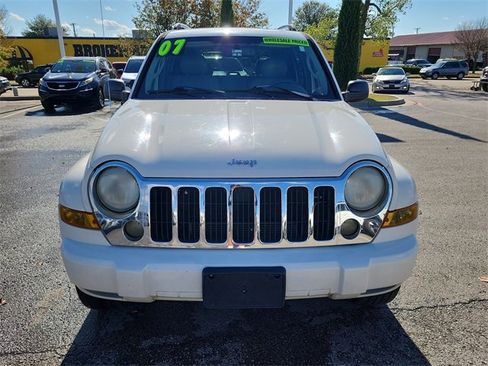 Used 2007 Jeep Liberty Limited image 10