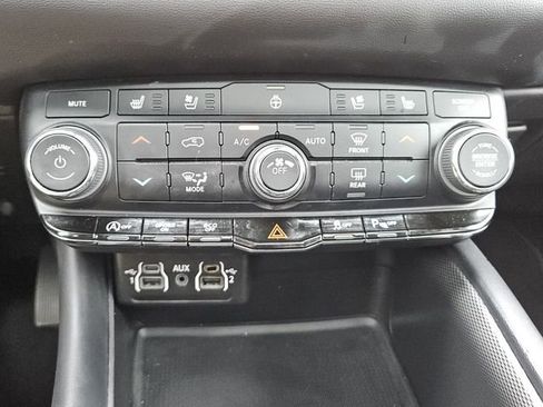 Used 2024 Dodge Durango GT image 20