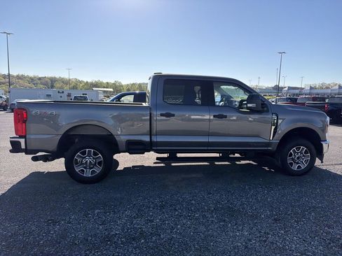 Used 2025 Ford F250 XLT AWD/4WD image 5