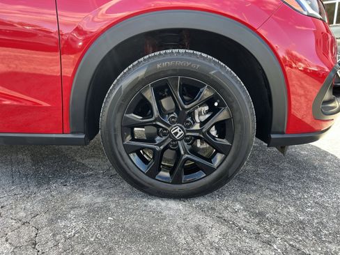 Used 2023 Honda HR-V Sport image 12