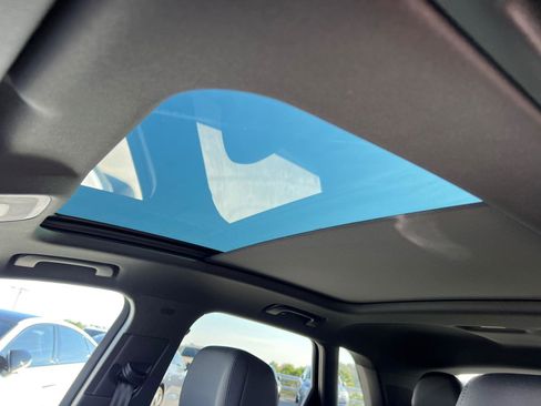 New 2025 Audi Q3 2.0T Premium image 25