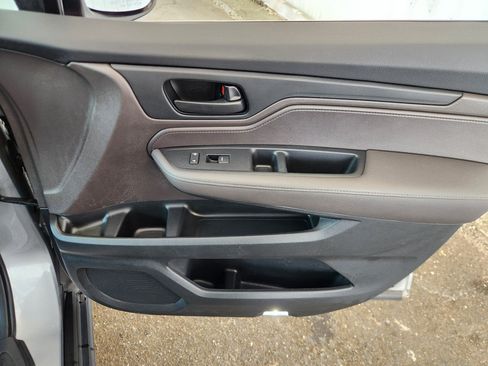Used 2019 Honda Odyssey EX image 15