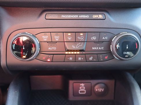 Used 2024 Ford Bronco Sport Outer Banks image 22