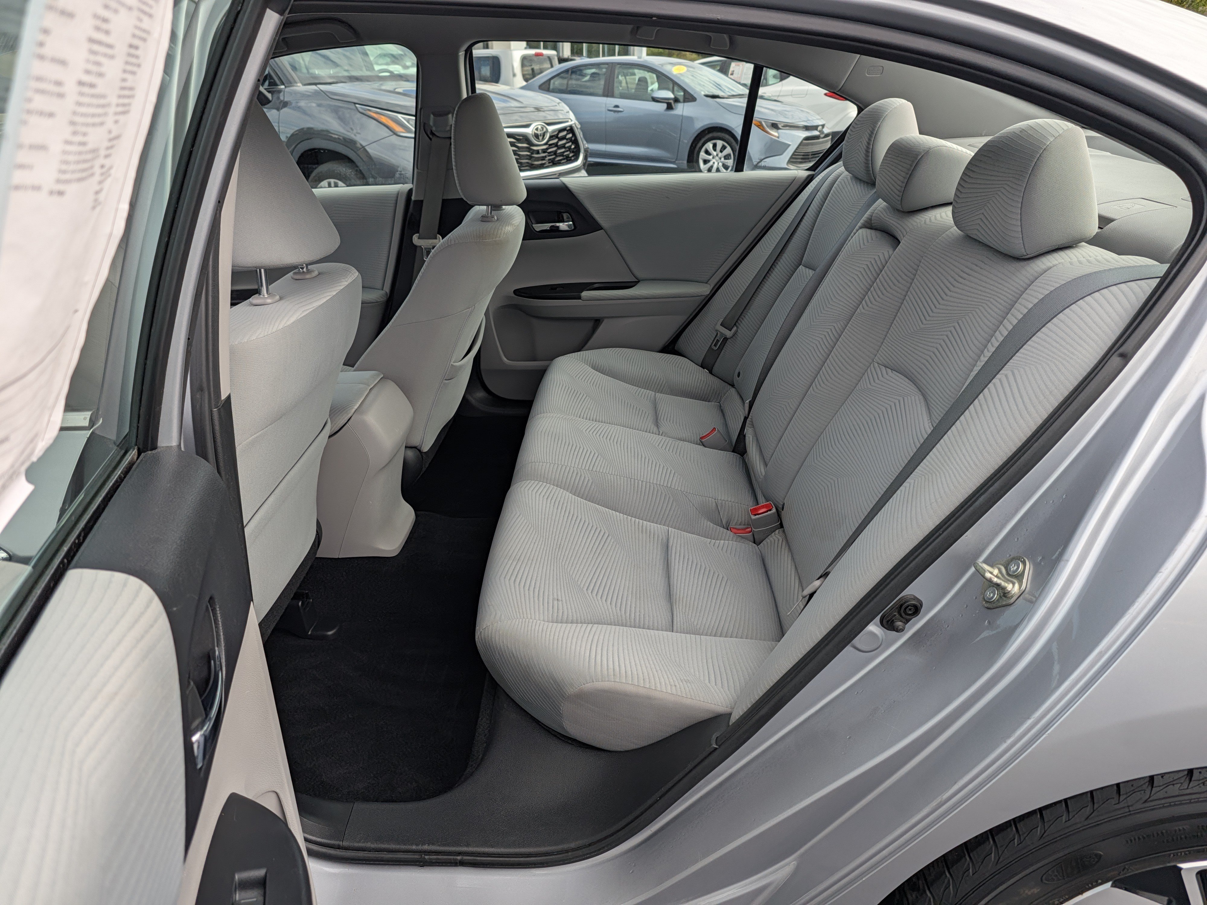 Used 2017 Honda Accord LX image 19