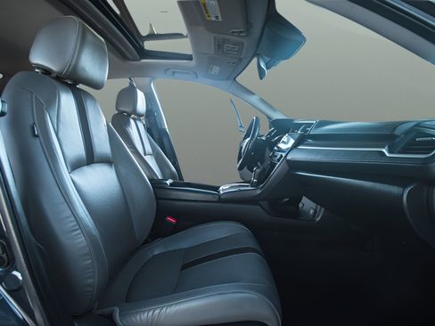 Used 2019 Honda Civic EX-L image 14