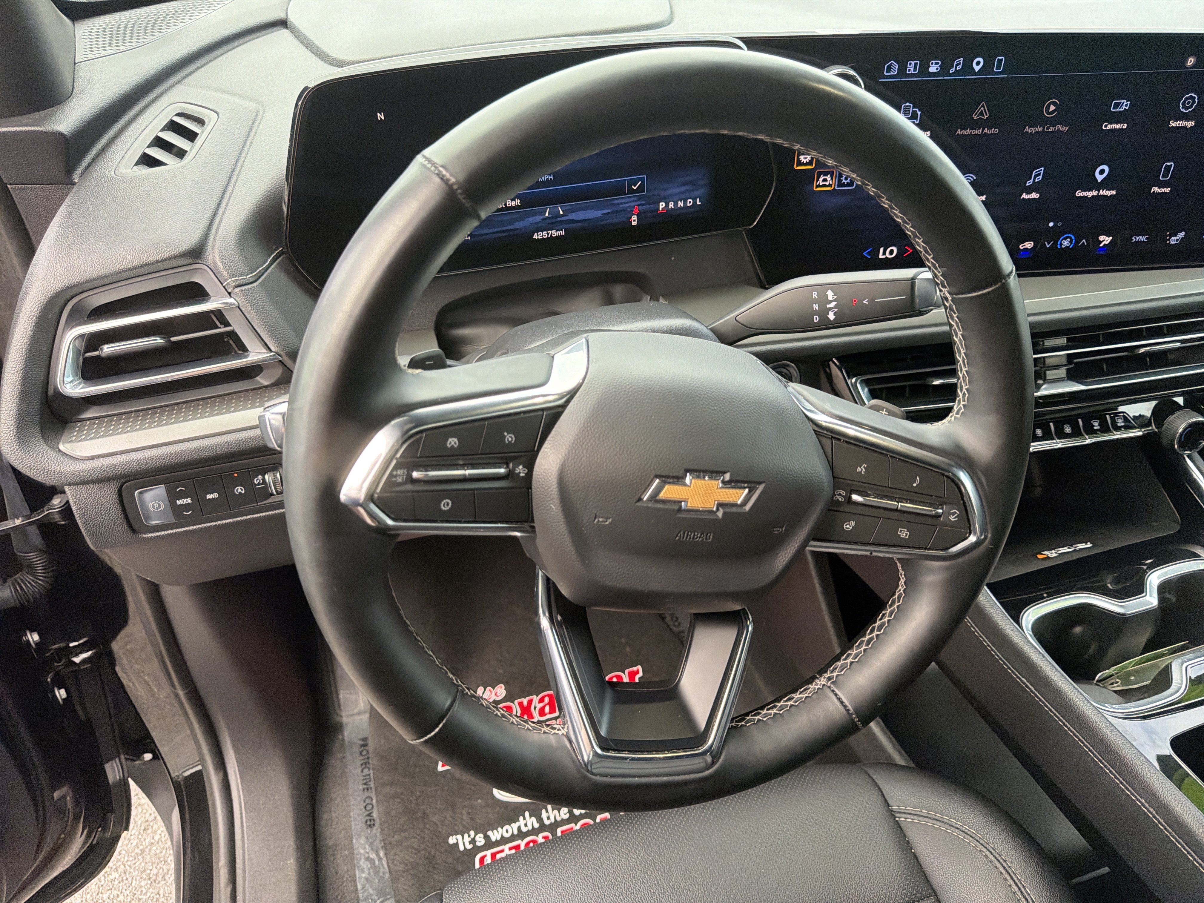 Used 2025 Chevrolet Traverse LT AWD/4WD image 18