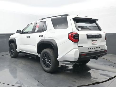 New 2026 Toyota 4Runner SR5 RWD image 3