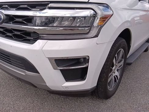 Used 2024 Ford Expedition Limited RWD image 9