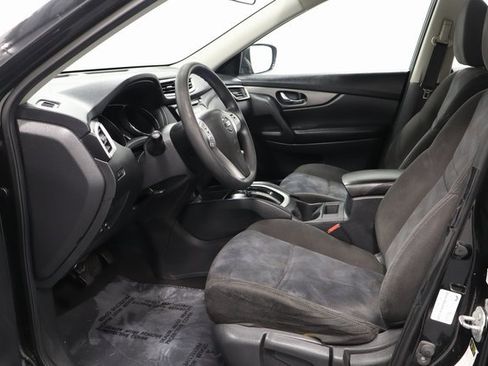 Used 2015 Nissan Rogue S image 10
