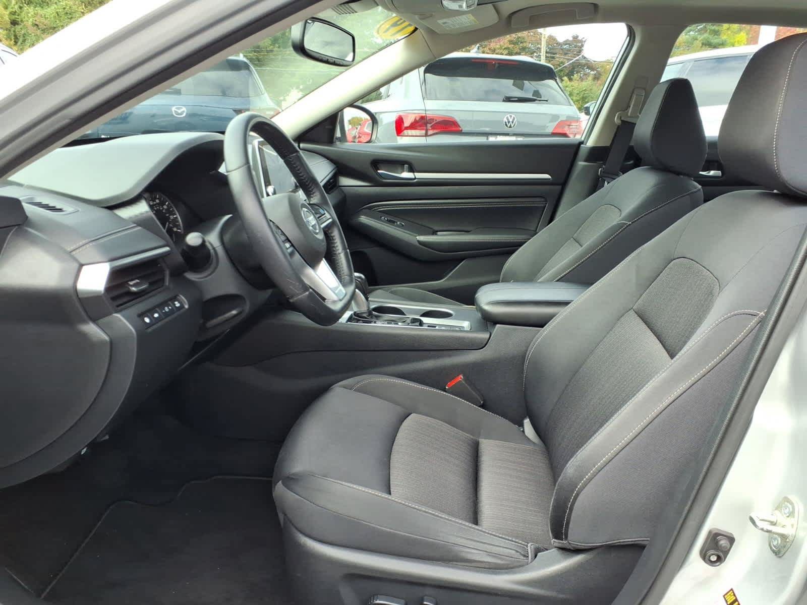 Used 2019 Nissan Altima 2.5 SV AWD/4WD image 10