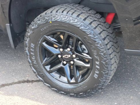 Certified 2024 Chevrolet Silverado 1500 LT Trail Boss w/ Convenience Package II AWD/4WD image 17