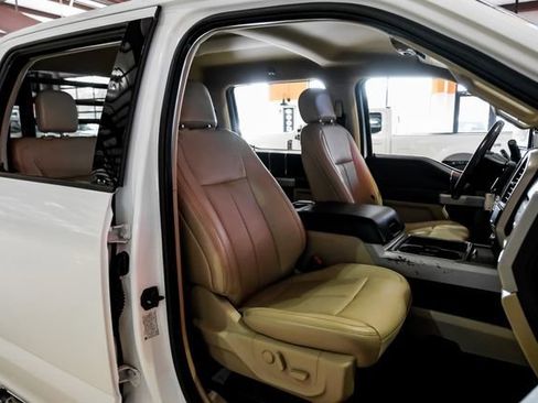 Used 2020 Ford F350 Lariat w/ Lariat Value Package AWD/4WD image 30