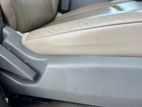 Used 2019 Nissan NV 3500 SL RWD image 23