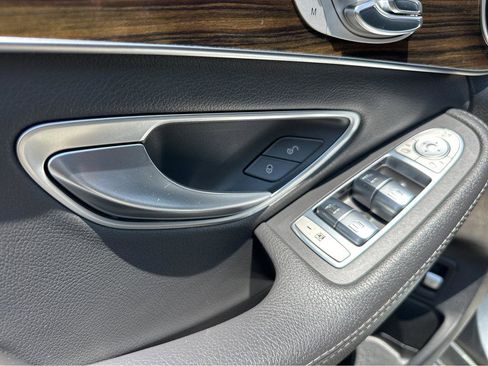 Used 2019 Mercedes-Benz C 300 Sedan image 33