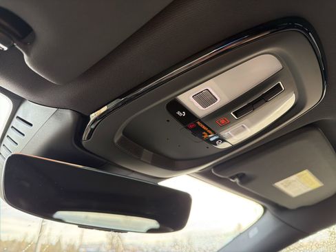 New 2026 Volvo XC60 B5 Ultra w/ Climate Package image 32