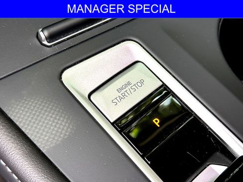 Certified 2026 Volkswagen Atlas SE FWD image 20