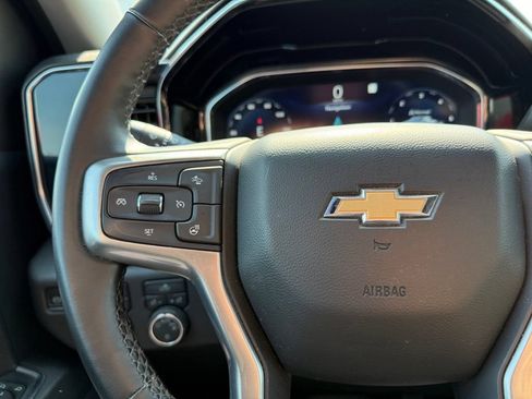 Used 2023 Chevrolet Silverado 1500 LT AWD/4WD image 12