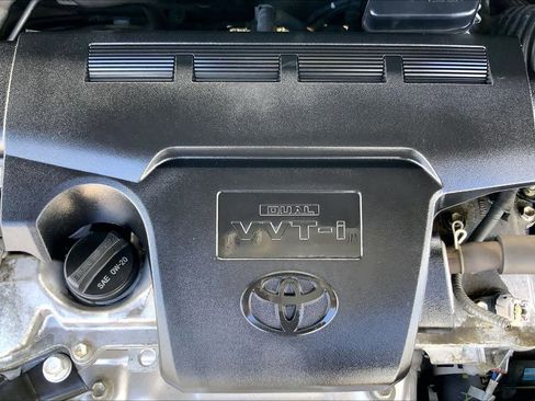 Used 2015 Toyota Camry XLE w/ Moonroof Package image 31