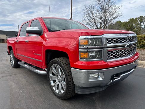 Used 2015 Chevrolet Silverado 1500 LTZ image 17