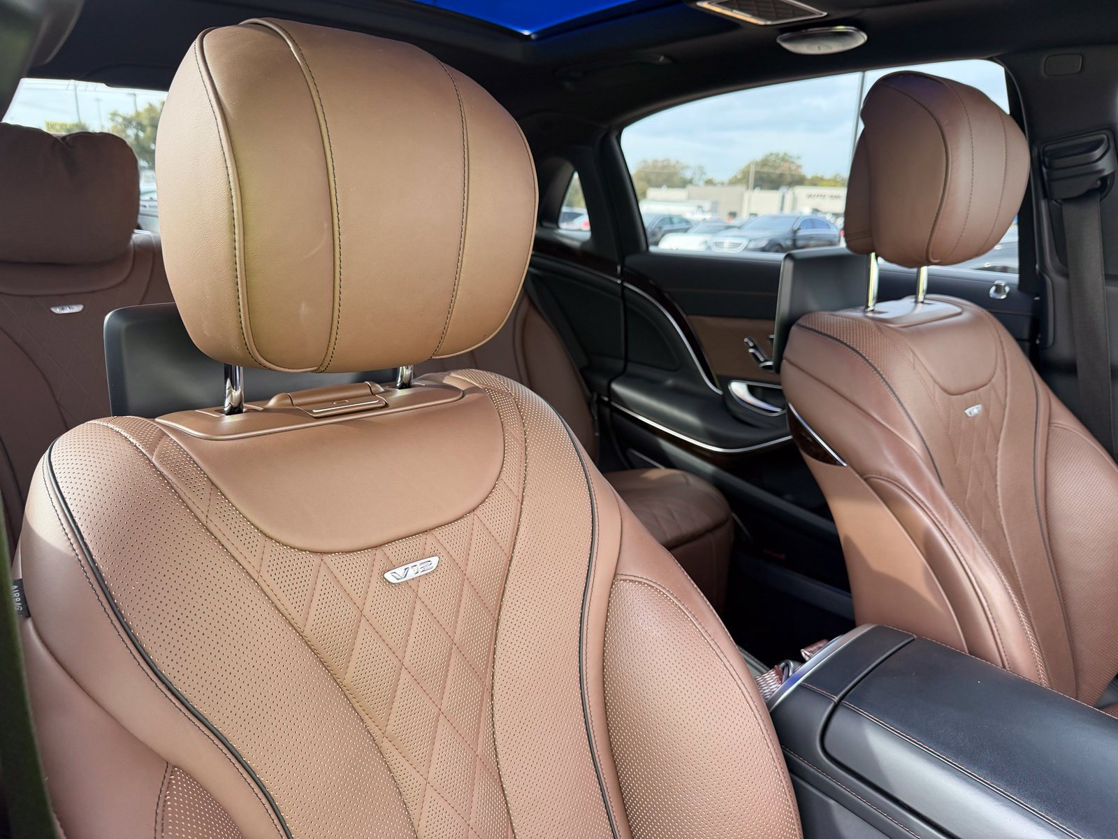 Used 2018 Mercedes-Benz Maybach S 650 image 37