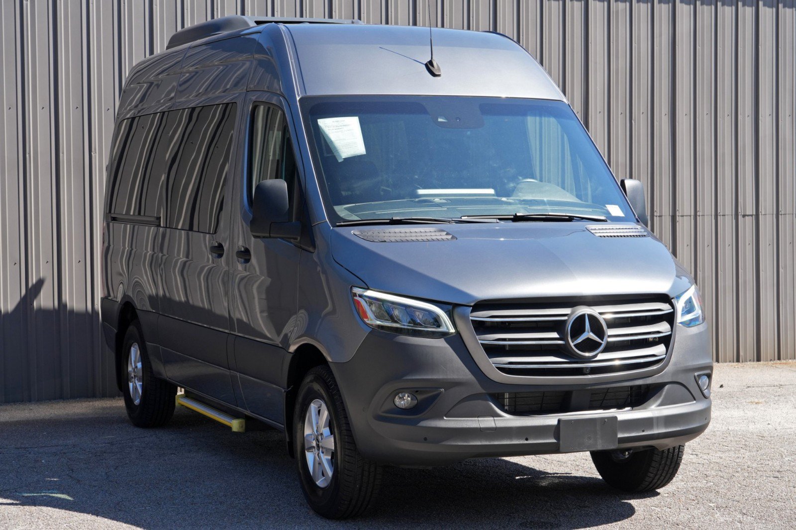 Used 2023 Mercedes-Benz Sprinter 2500 image 52