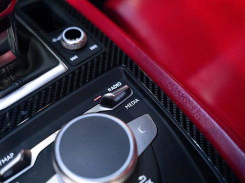 Used 2022 Audi R8 V10 w/ Carbon Exterior Package image 12