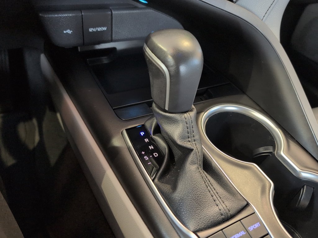 Used 2023 Toyota Camry XLE FWD image 24