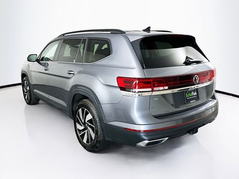 Used 2025 Volkswagen Atlas SE FWD image 5