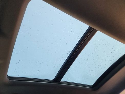 Certified 2023 Chevrolet TrailBlazer RS w/ Sun and Liftgate Package image 20