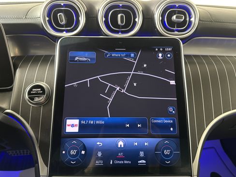 Used 2023 Mercedes-Benz GLC 300 4MATIC image 16