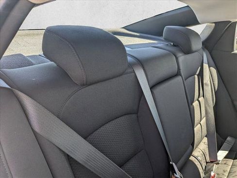 Used 2023 Chevrolet Malibu LT image 17