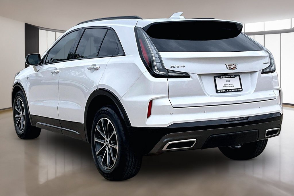 Used 2025 Cadillac XT4 Sport FWD image 12