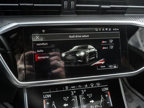 Used 2021 Audi RS 7 Sportback AWD/4WD image 20