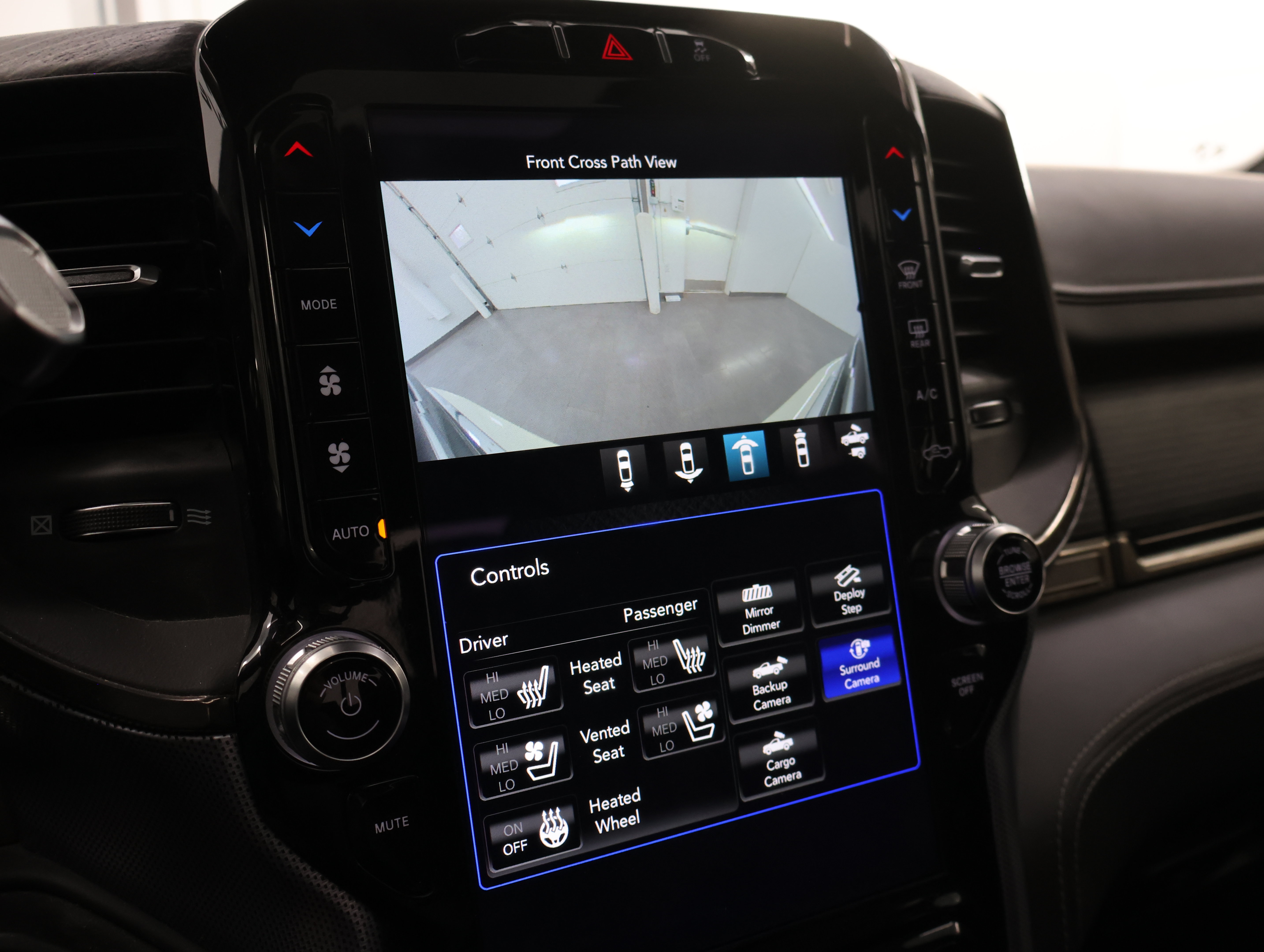 Used 2019 RAM 2500 Limited AWD/4WD image 19