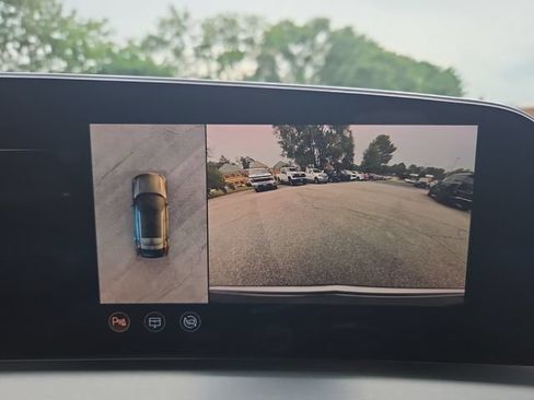 Certified 2024 Cadillac Lyriq Luxury w/ LPO, Floor Liner Package AWD/4WD image 29