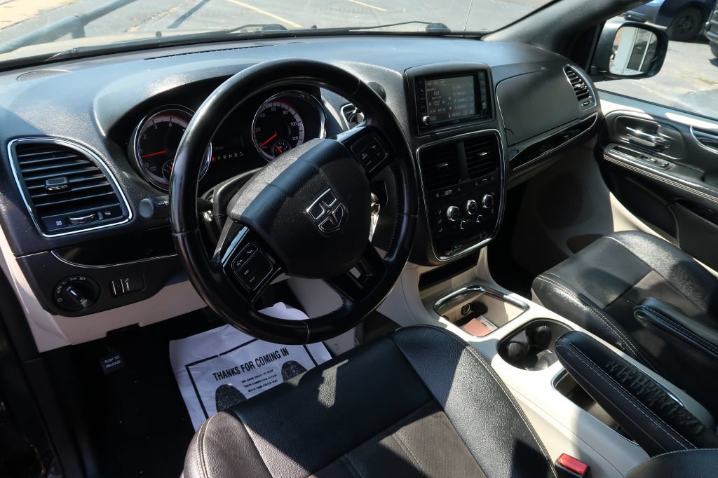 Used 2019 Dodge Grand Caravan SXT FWD image 6